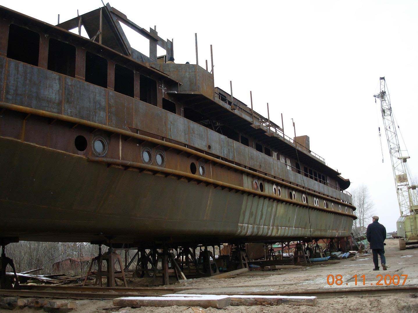 Сборка корпуса, надстройки и рубки Александра Клубова, 2007 год