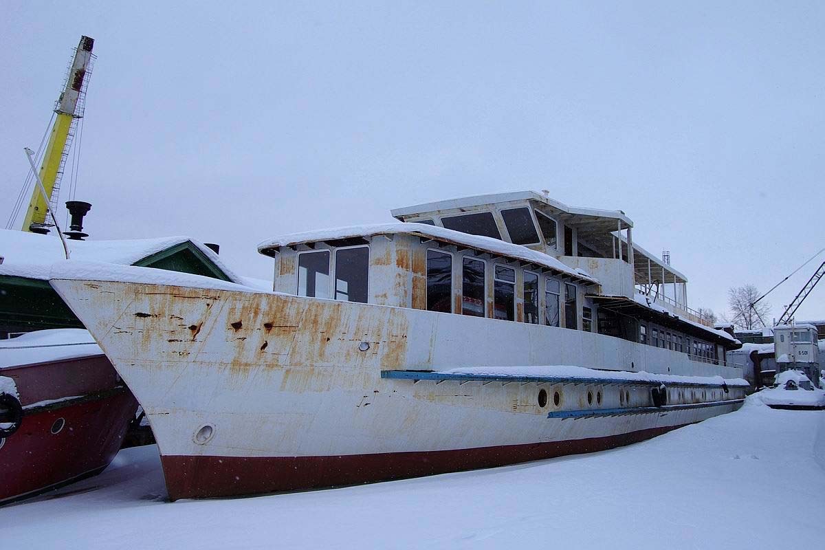 Александр Клубов на плаву, вид с носа, 2010 год